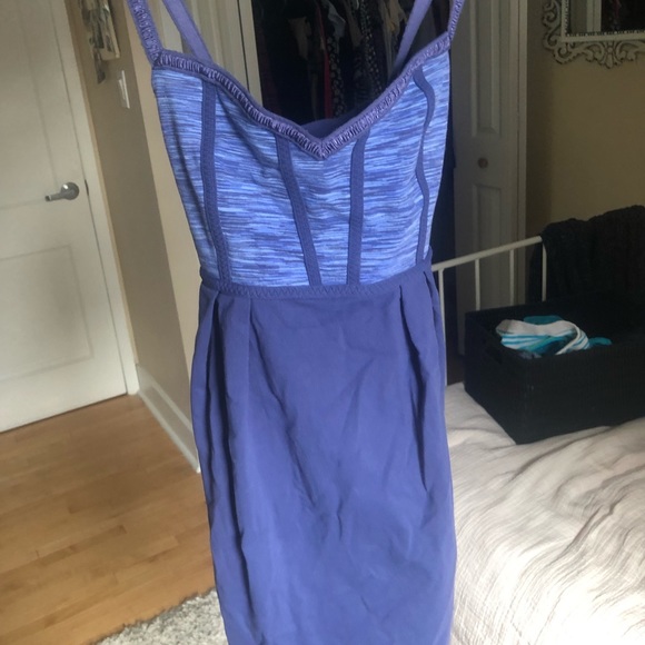 Tops - Size 6 lululemon workout top.